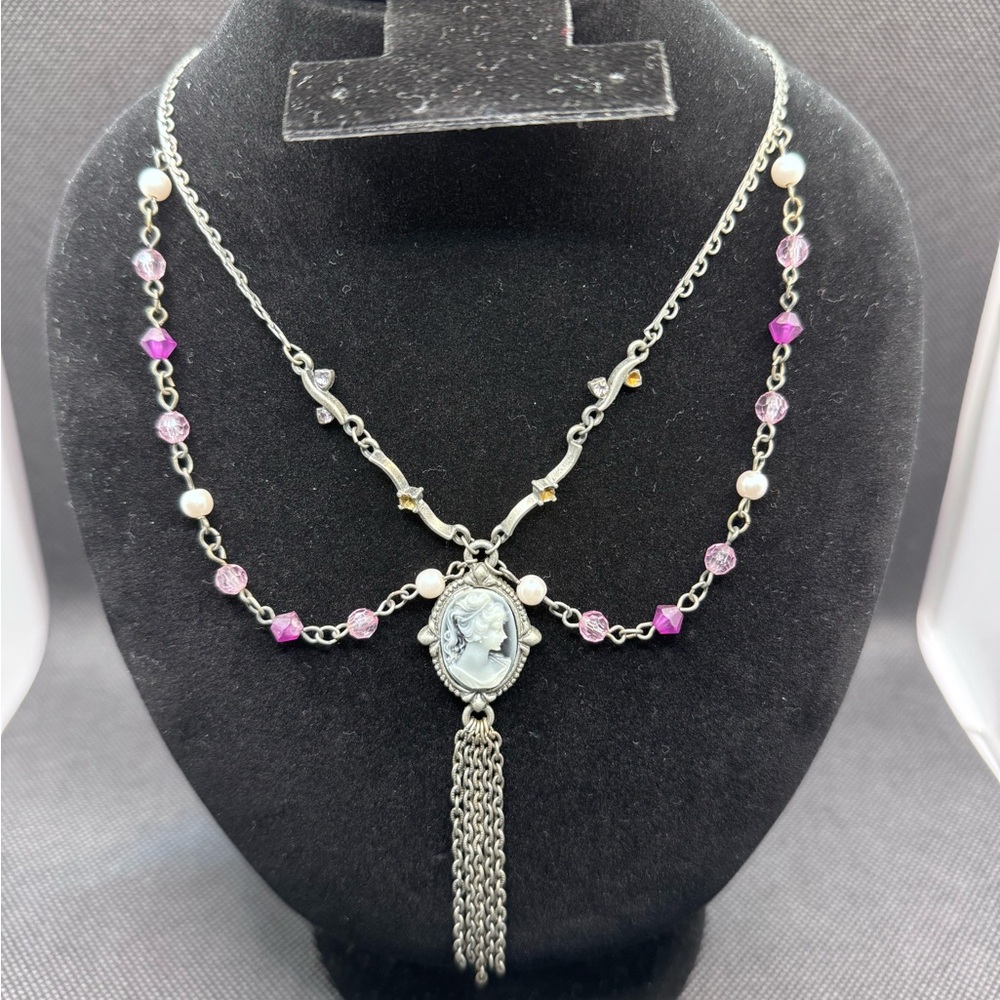 Cameo necklace